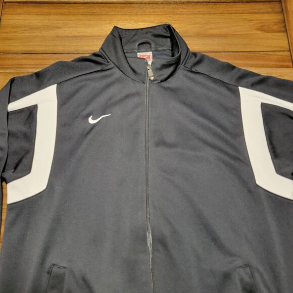 Nike Team Full Zip Black Athletic Jacket w/iPod Pocket - Size Large - Picture 2 of 7